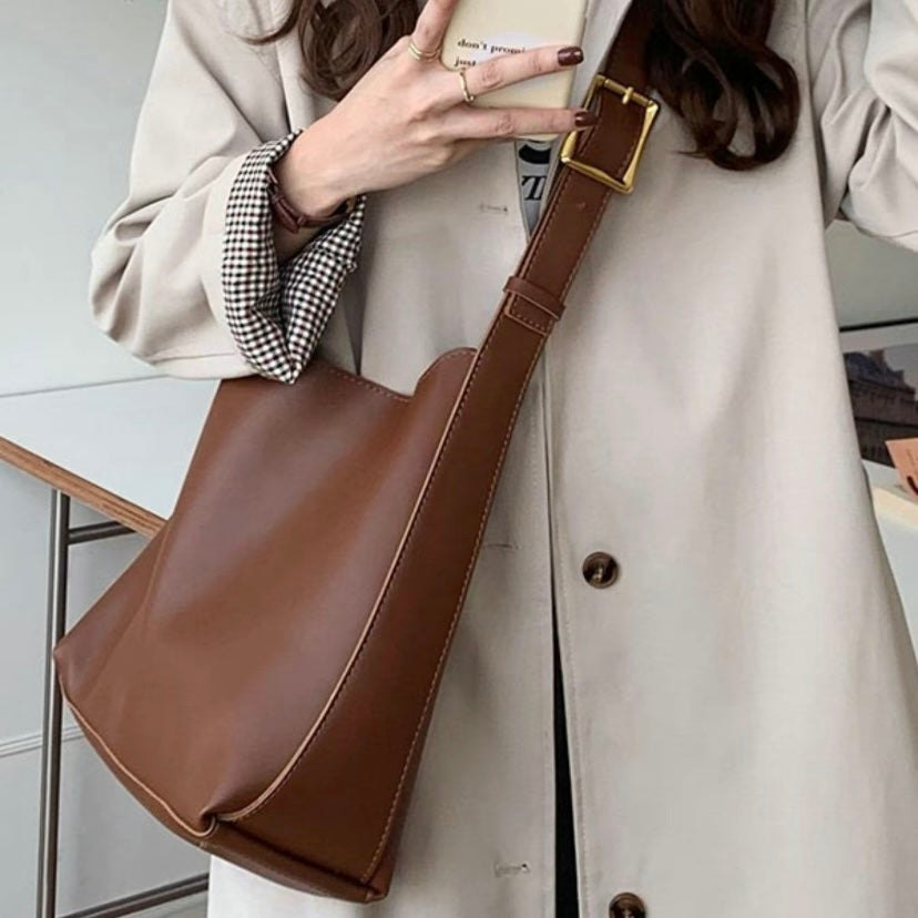 Lena - Stylish Shoulder Bag