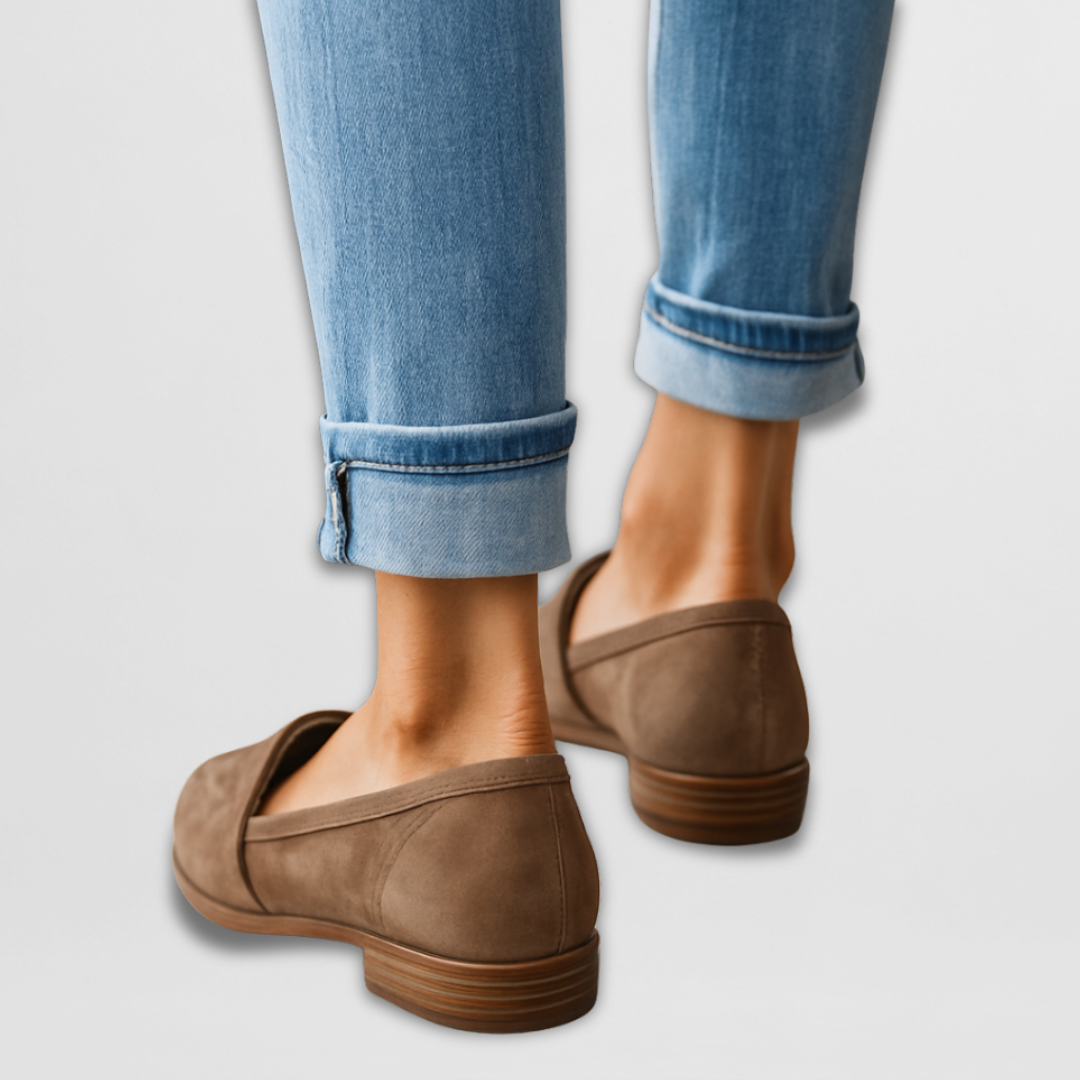 Nadia - Loafers in Suede