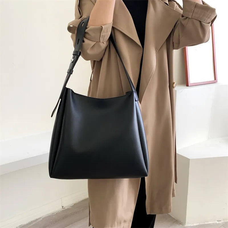 Zara - Oversized Tote Bag