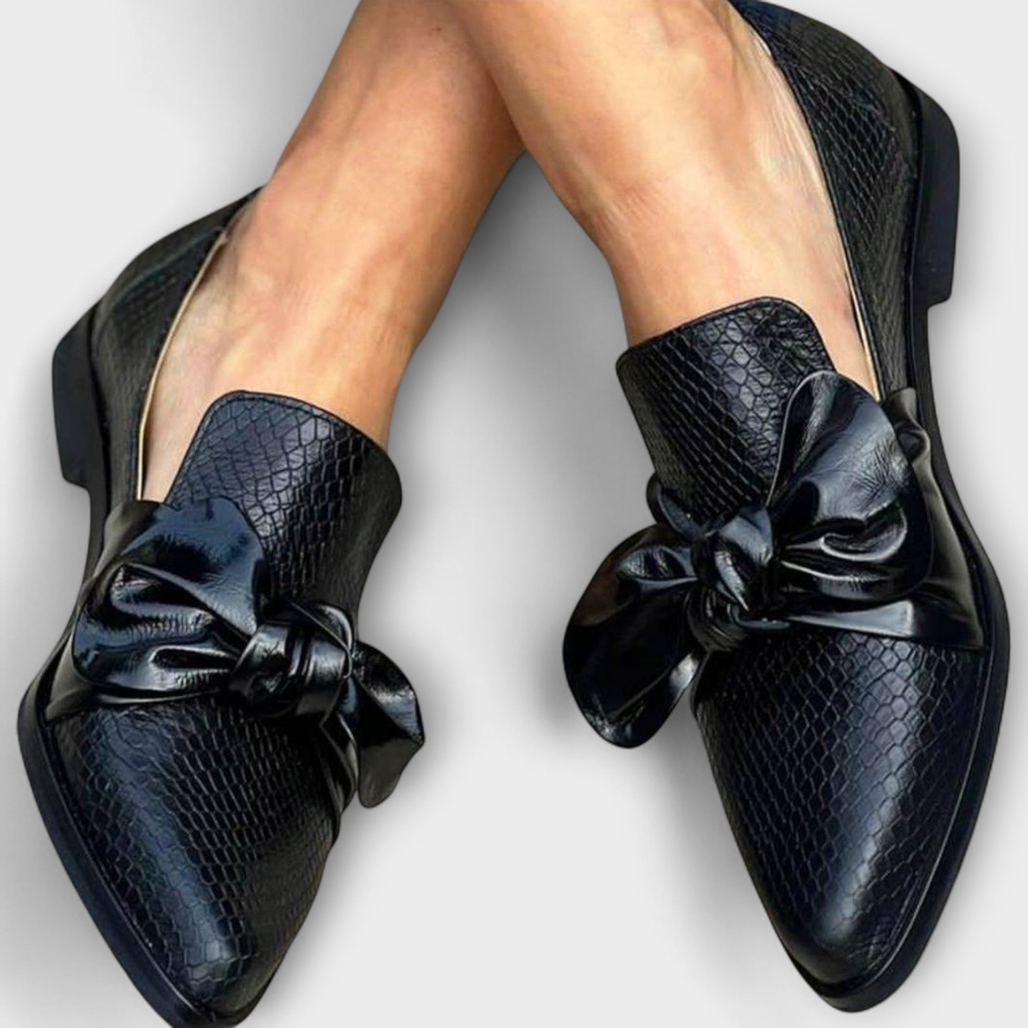 Claudia - Bow Accent Loafer