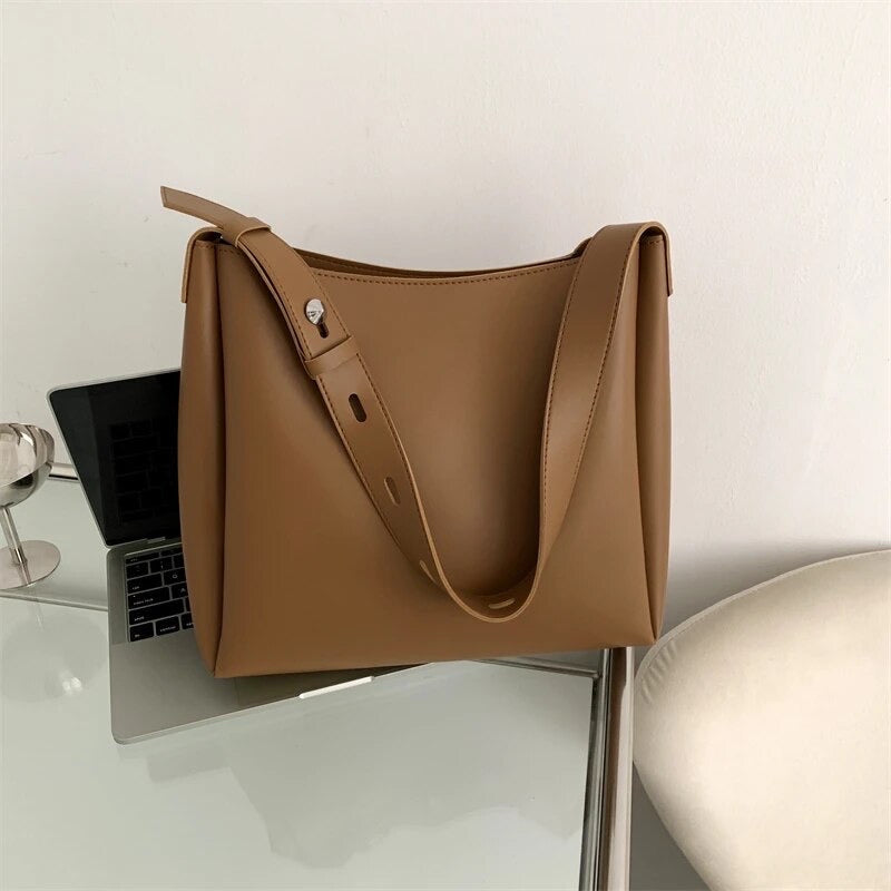 Zara - Oversized Tote Bag