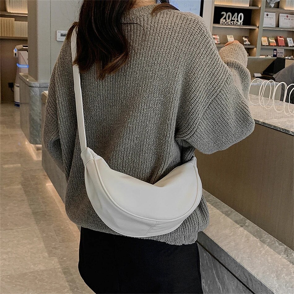 Nina - Compact Leather Handbag