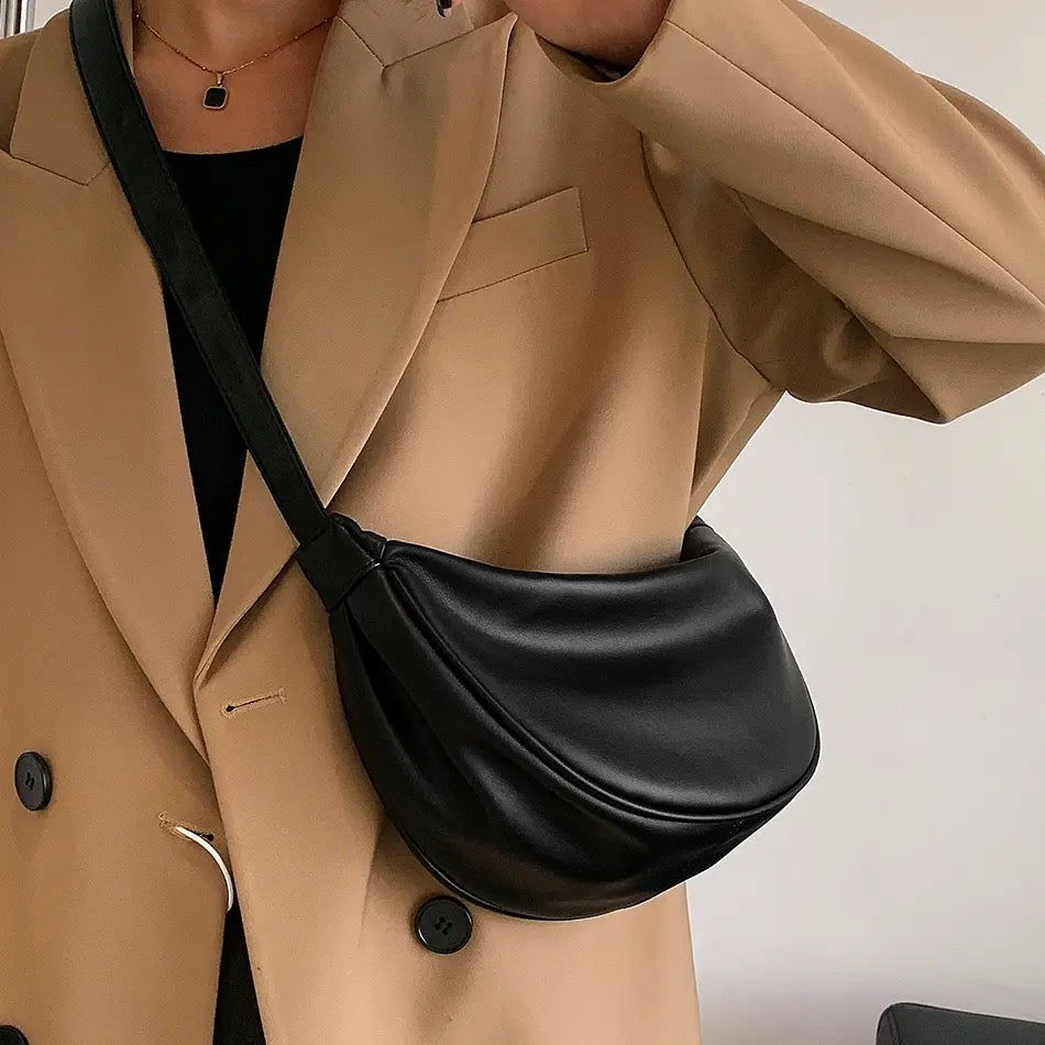 Nina - Compact Leather Handbag