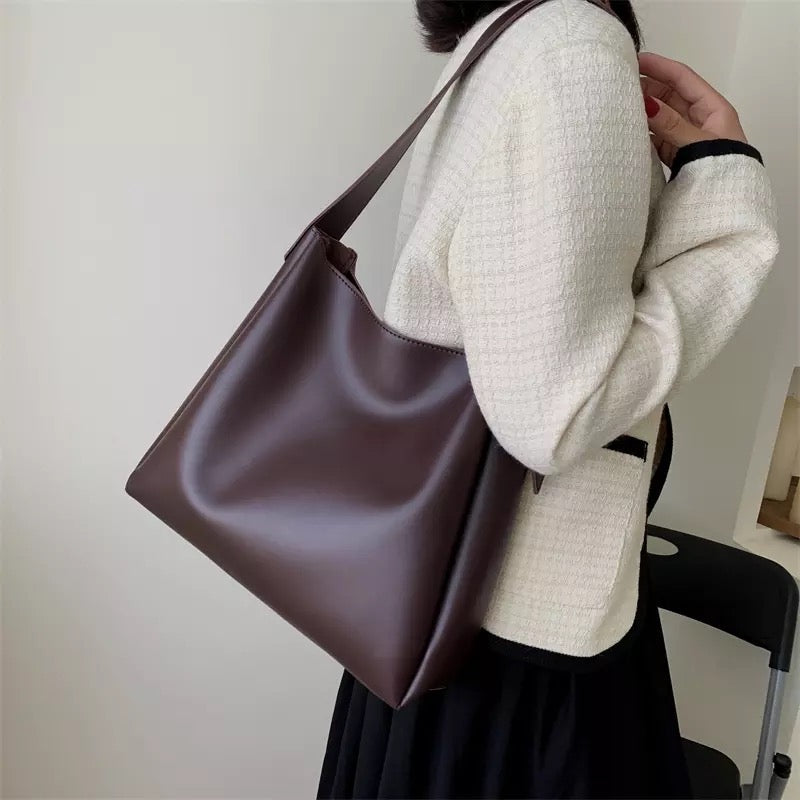 Zara - Oversized Tote Bag