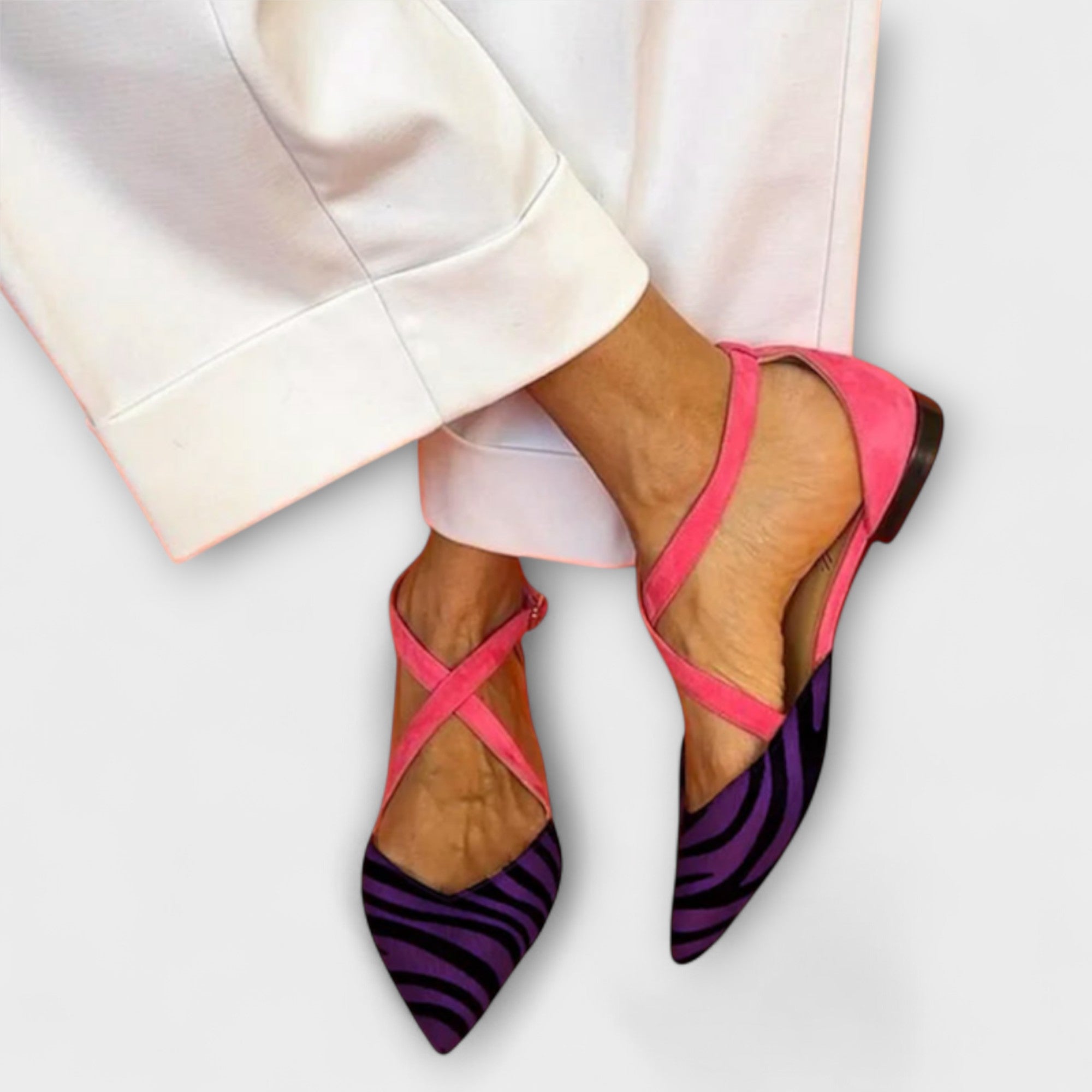 Fenna - Loafer with Band Detailing