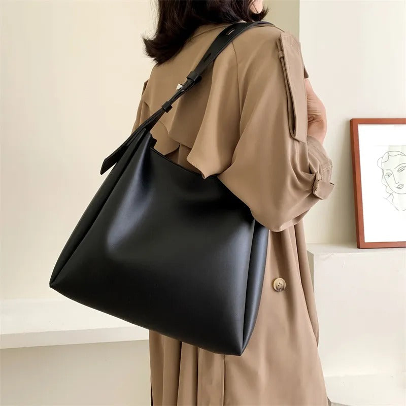 Zara - Oversized Tote Bag