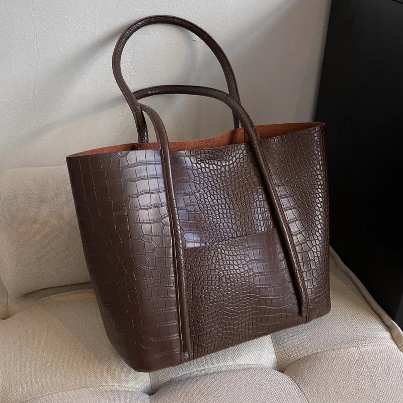 Betina™ - Shoulder Bag in Crocodile Leather